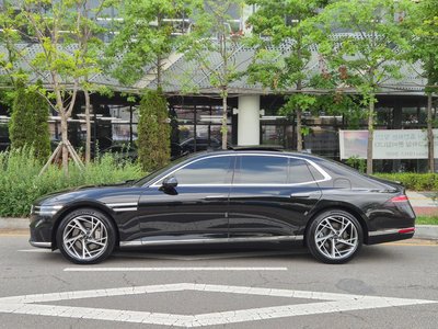 صورة مصغرة 40 لـ 2022 Genesis G90 (RS4)
