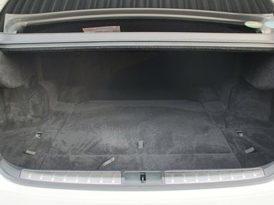 2021 Lexus LS — миниатюра 18