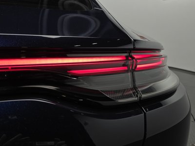 صورة 10 لـ 2022 Porsche PANAMERA