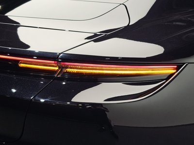 2021 Porsche TAYCAN — фото 10