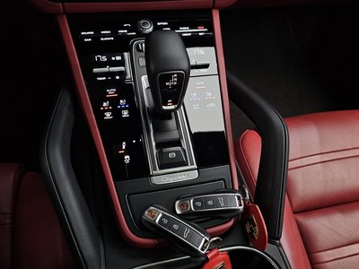 صورة مصغرة 12 لـ 2020 Porsche CAYENNE