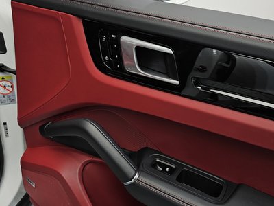 صورة مصغرة 37 لـ 2020 Porsche CAYENNE