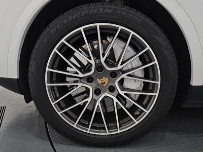 صورة 6 لـ 2020 Porsche CAYENNE