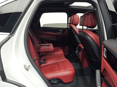 صورة مصغرة 17 لـ 2020 Porsche CAYENNE