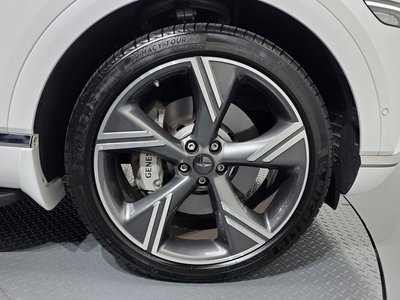 GENESIS GV80 - 8