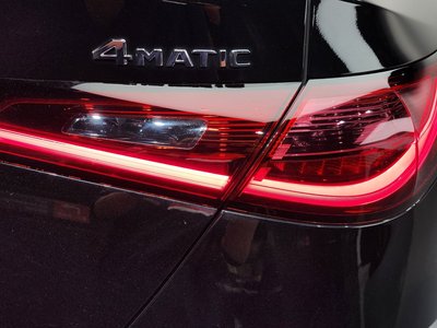 MERCEDES-BENZ GLC - 10