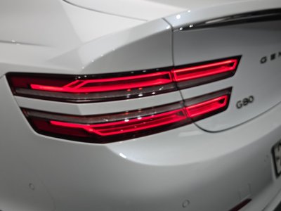 GENESIS G80 (RG3) - 10