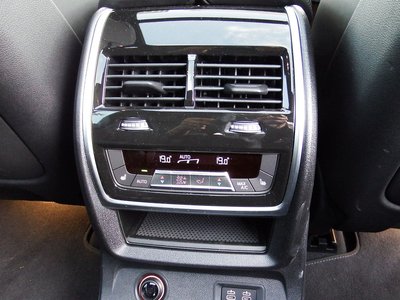 2026 BMW X7 thumbnail 57
