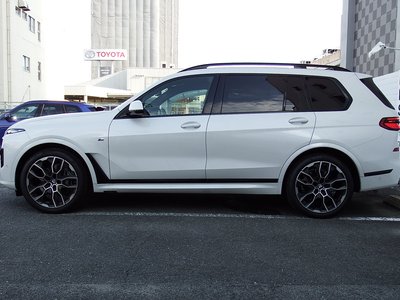 2026 BMW X7 — фото 8