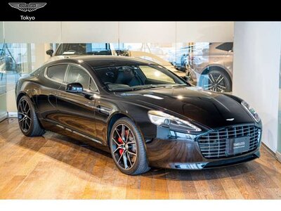 ASTON MARTIN RAPIDE