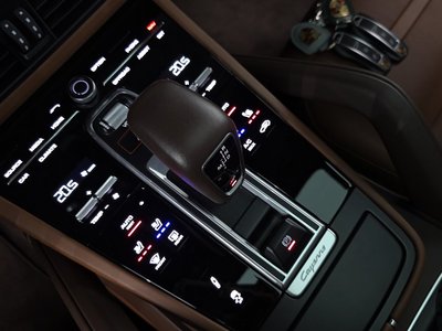 PORSCHE CAYENNE - 10