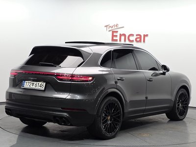 PORSCHE CAYENNE - 6