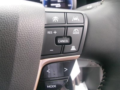 TOYOTA CROWN SPORT - 9