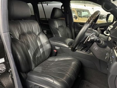2019 Lexus LX — фото 3