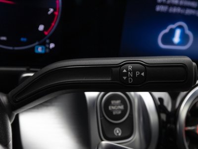 MERCEDES-BENZ GLB - 9