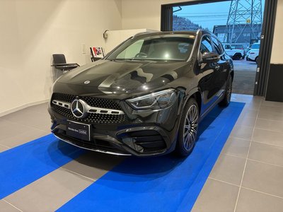 MERCEDES-BENZ GLA - 2