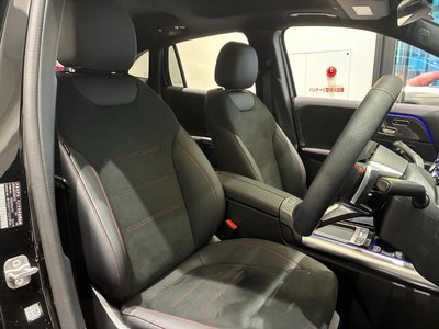 MERCEDES-BENZ GLA - 10