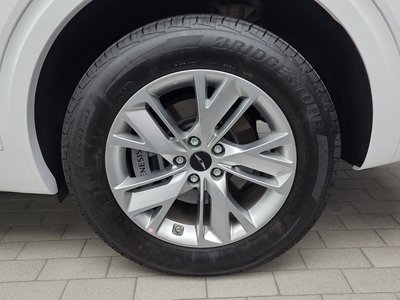 صورة 8 لـ 2025 Genesis GV70