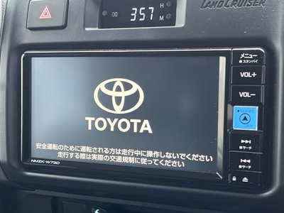 TOYOTA LAND CRUISER 70 - 3