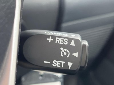 TOYOTA LAND CRUISER 70 - 5