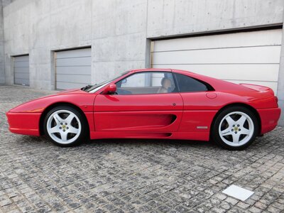 FERRARI F355 - 9