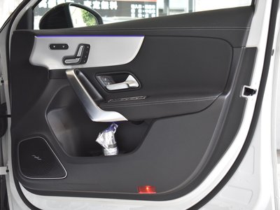2023 Mercedes-BENZ A-CLASS AMG thumbnail 36