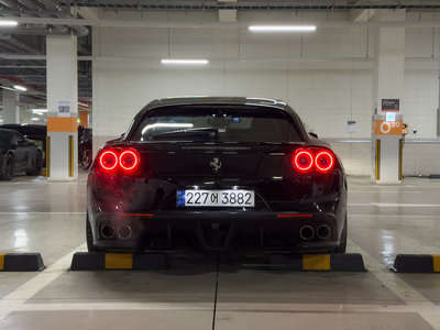 FERRARI GTC4 LUSSO - 3