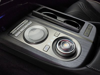 GENESIS G80 (RG3) - 9