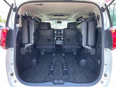 2022 Toyota ALPHARD 缩略图 18