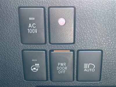 2022 Toyota ALPHARD — фото 7