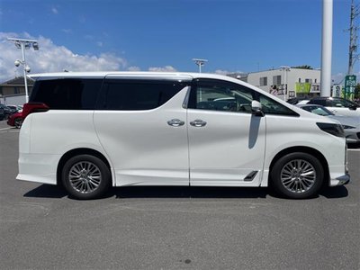 2022 Toyota ALPHARD 缩略图 22