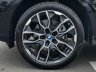 BMW X7 - 7