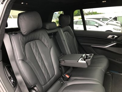 BMW X7 - 9