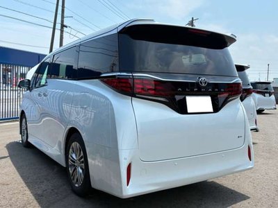 صورة 4 لـ 2026 Toyota ALPHARD