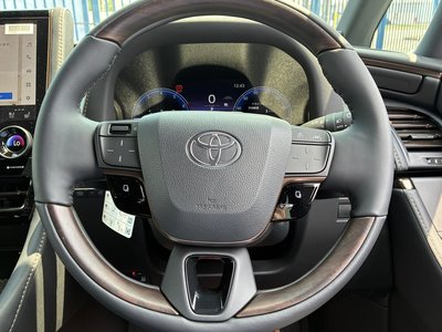 صورة 8 لـ 2026 Toyota ALPHARD