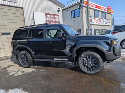 TOYOTA LAND CRUISER 250 - 7