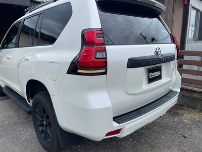 TOYOTA LAND CRUISER PRADO - 3