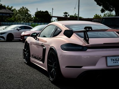صورة 4 لـ 2024 Porsche 718