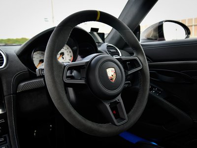 صورة مصغرة 18 لـ 2024 Porsche 718
