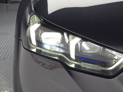 2025 BMW 5 SERIES photo 9