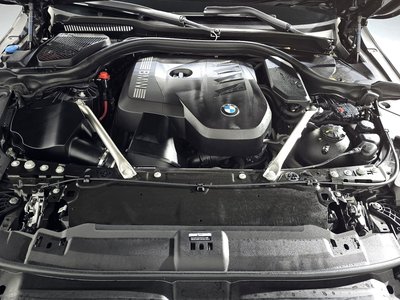 2025 BMW 5 SERIES photo 7