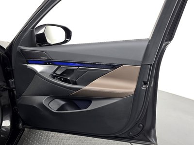 2025 BMW 5 SERIES — миниатюра 14