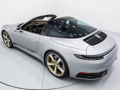 PORSCHE 911 TARGA - 4