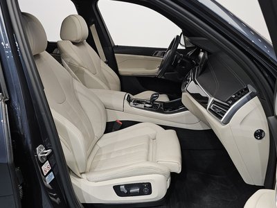 2022 BMW X5 — миниатюра 17