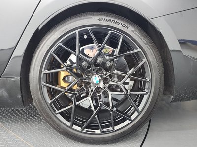 BMW M8 - 8