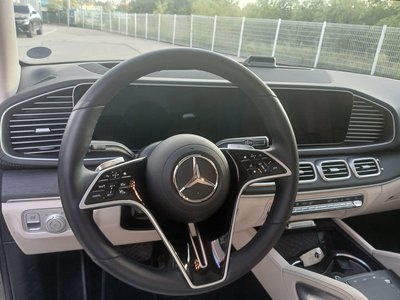 2025 Mercedes-BENZ GLE — фото 10