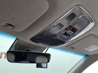 2022 Genesis GV80 thumbnail 28