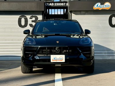 PORSCHE MACAN - 2