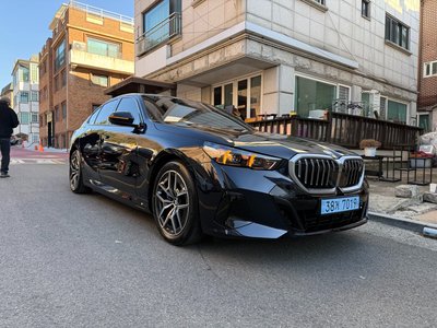 BMW I5 - 2