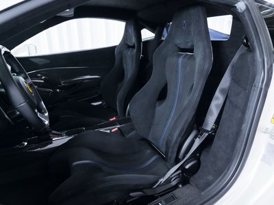 FERRARI 488 PISTA - 3